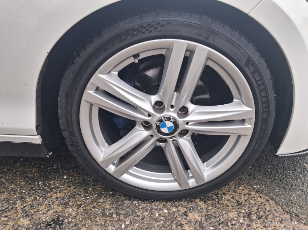 Bmw Série 1 — 18