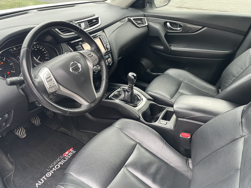 Nissan X-Trail — 12