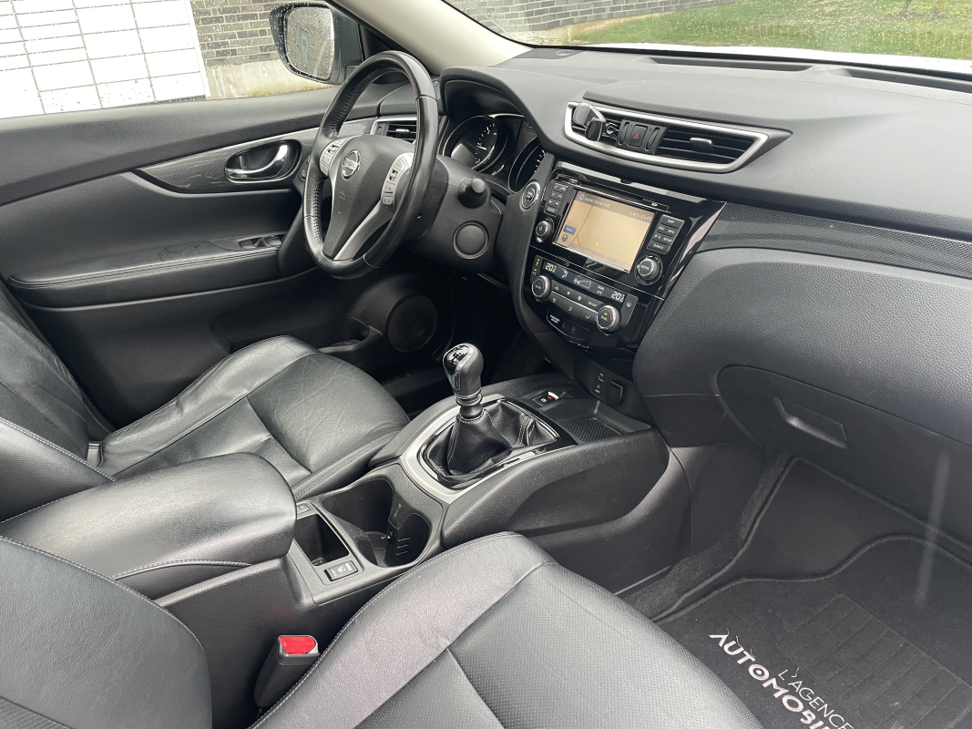 Nissan X-Trail — 23