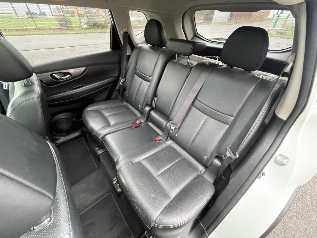 Nissan X-Trail — 30