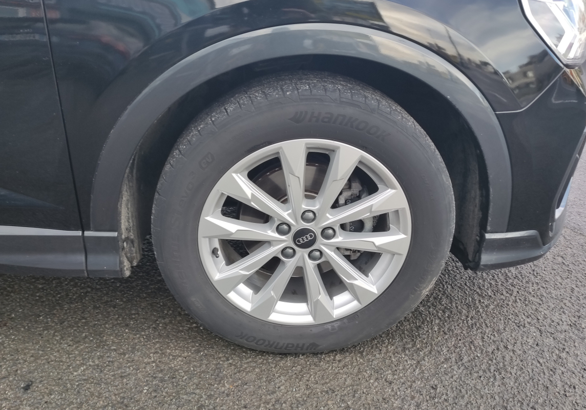 Audi Q3 — 24