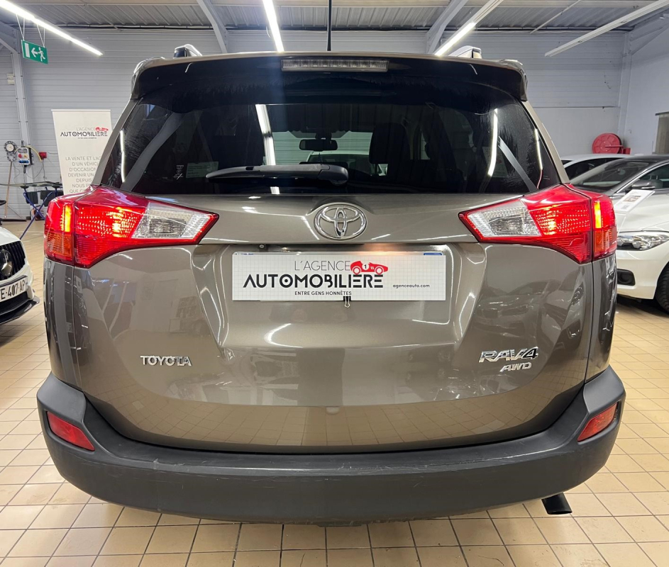 Toyota RAV4 — 8