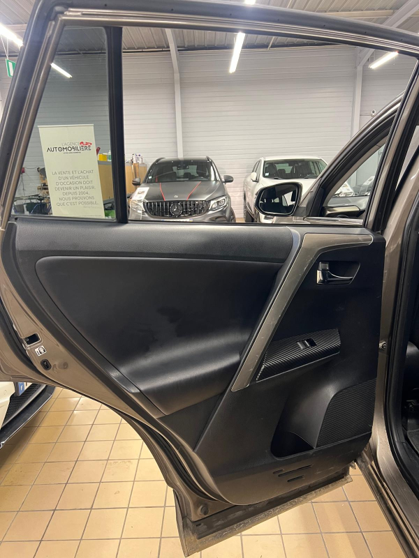 Toyota RAV4 — 28