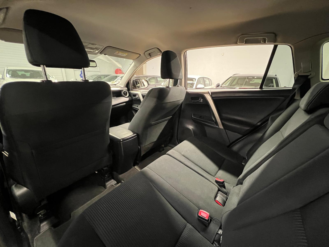Toyota RAV4 — 23