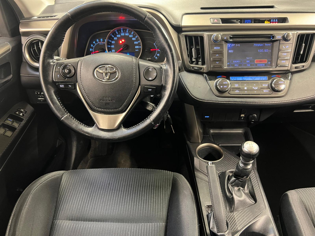 Toyota RAV4 — 11