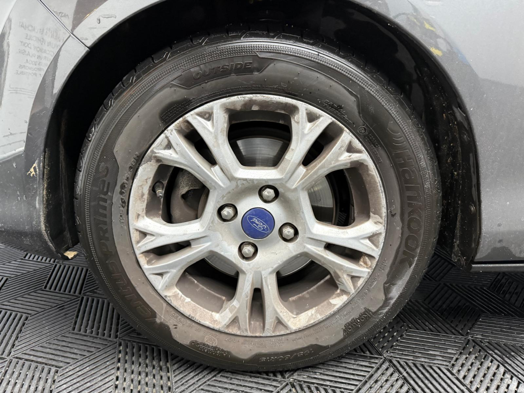 Ford B-Max — 23