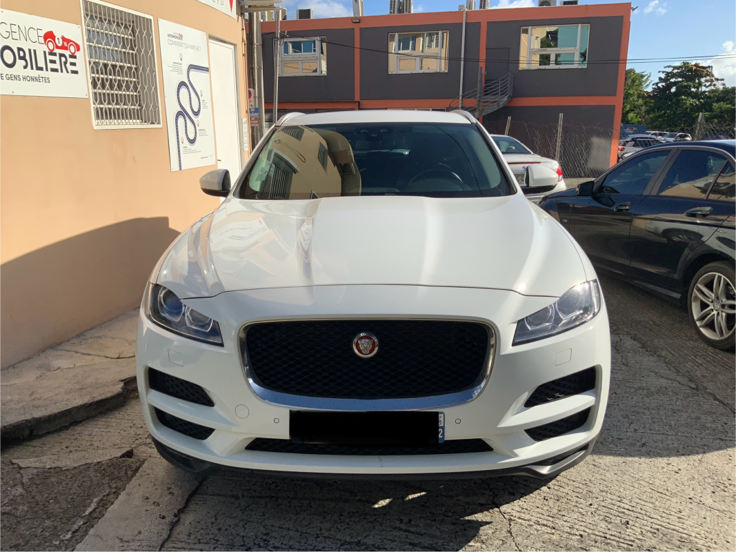 Jaguar F-Pace — 8