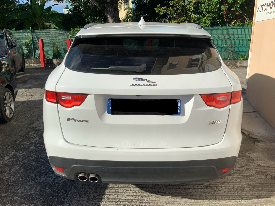 Jaguar F-Pace — 11