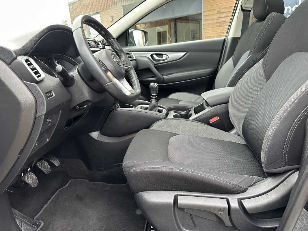 Nissan Qashqai — 12