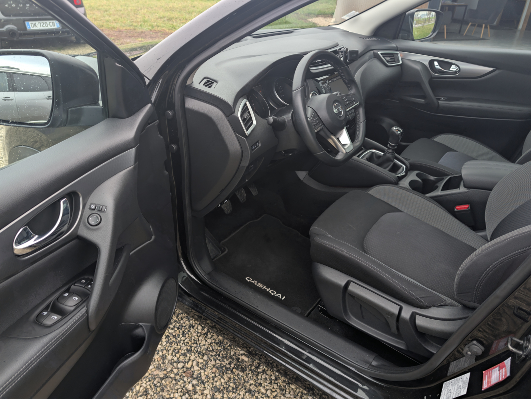 Nissan Qashqai — 11