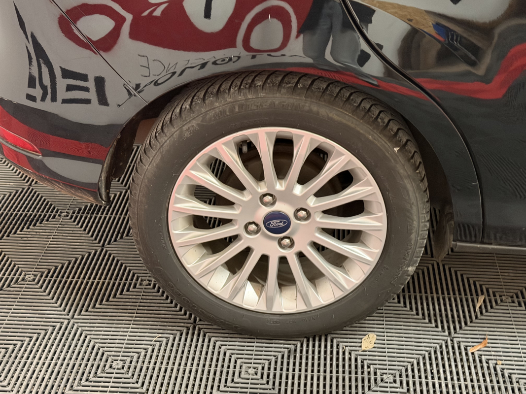 Ford B-Max — 17