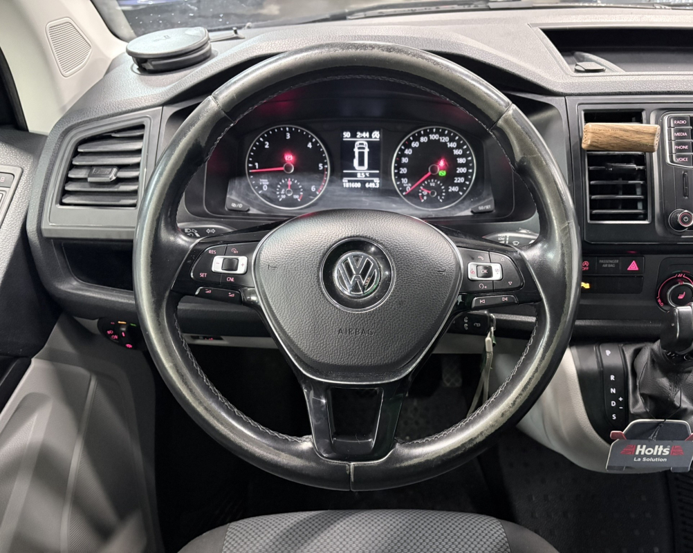 Volkswagen Transporter — 8
