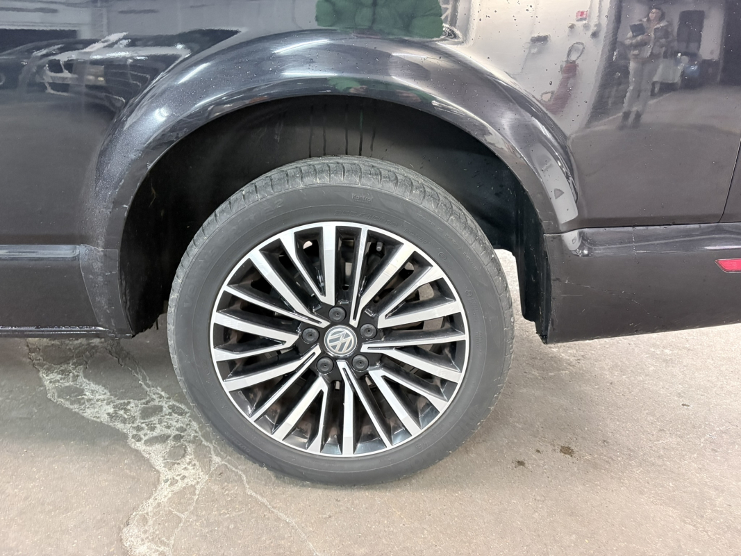 Volkswagen Transporter — 29