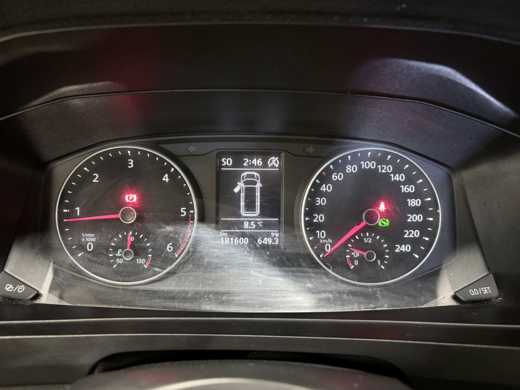 Volkswagen Transporter — 25