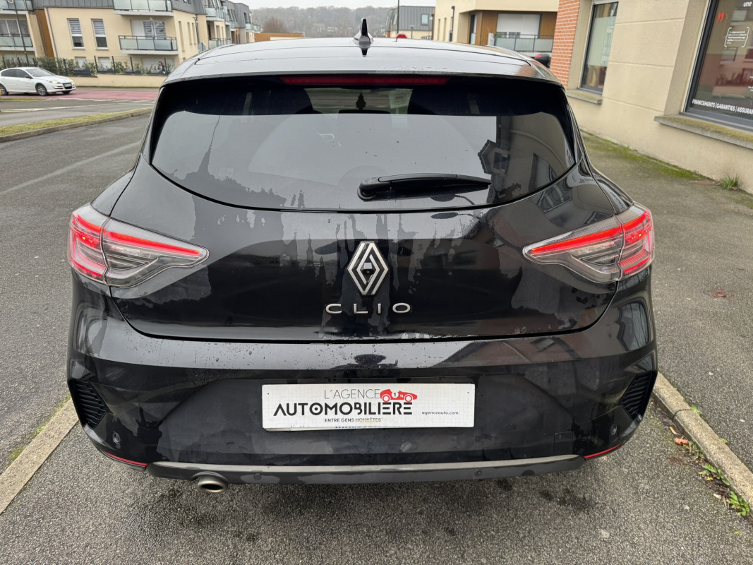 Renault Clio — 4
