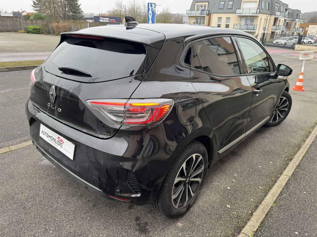 Renault Clio — 5