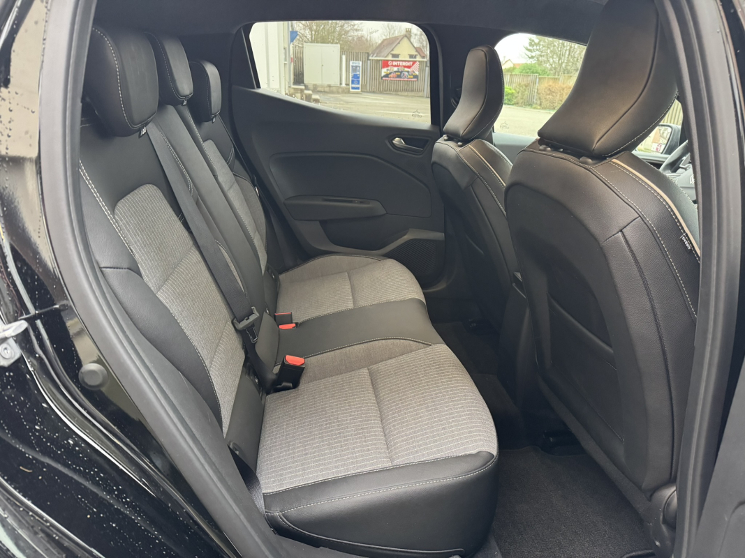 Renault Clio — 22