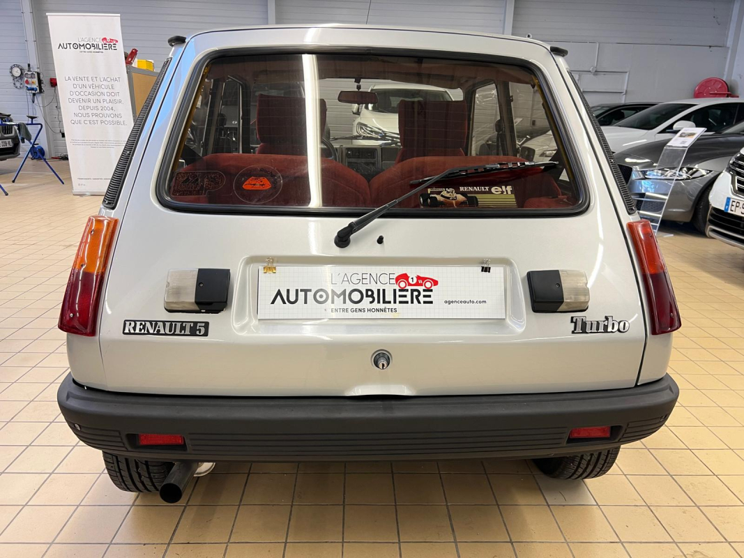 Renault R5 — 9