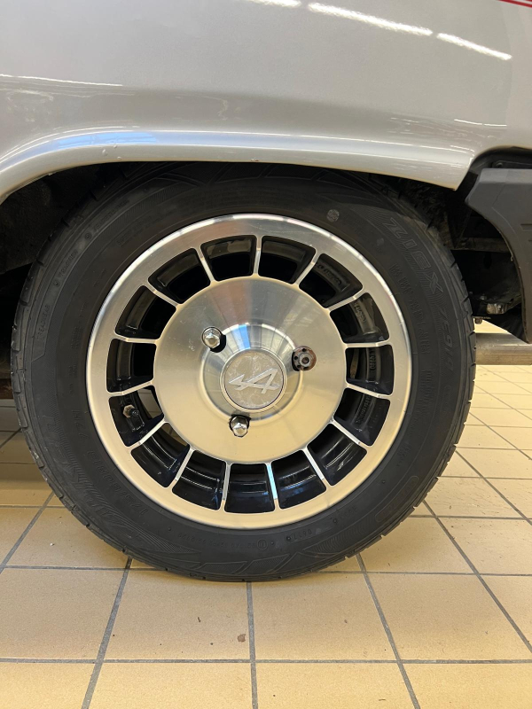 Renault R5 — 30