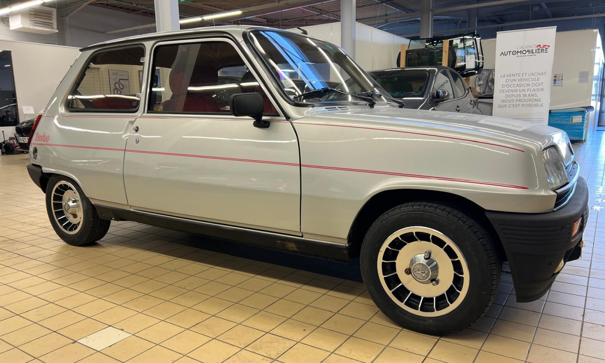 Renault R5 — 6