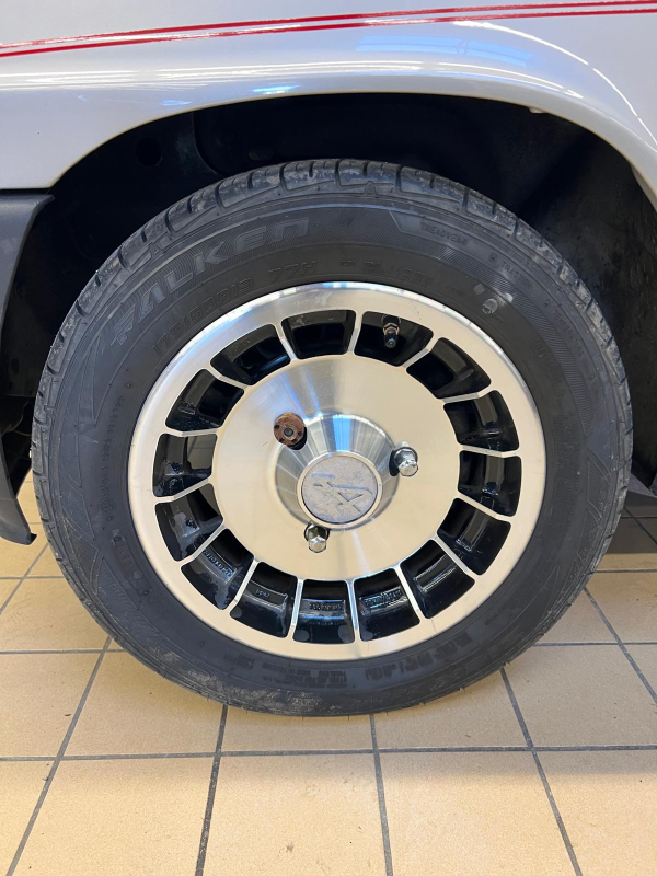 Renault R5 — 28