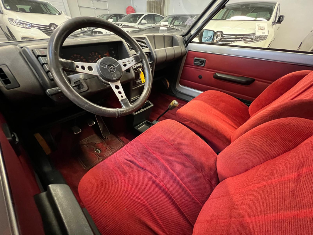 Renault R5 — 12