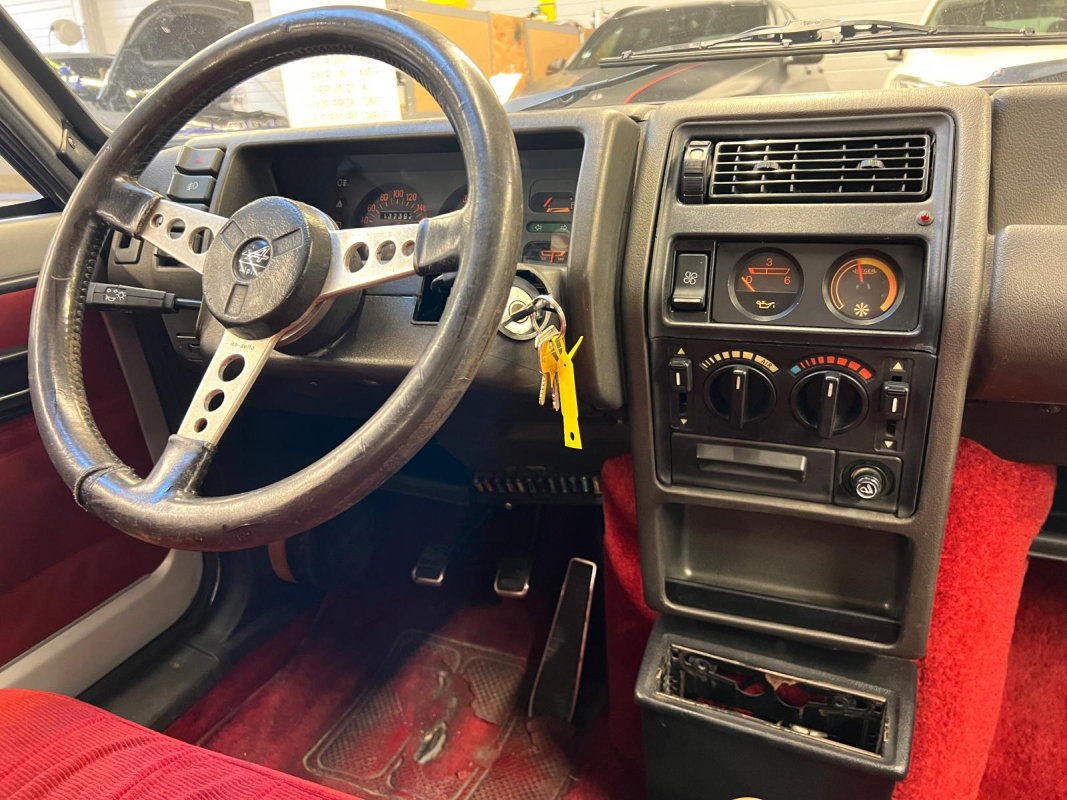 Renault R5 — 18