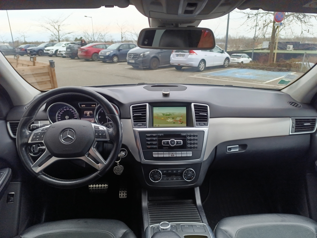 Mercedes ML — 19