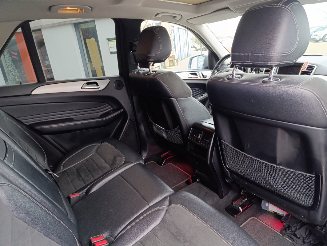 Mercedes ML — 16