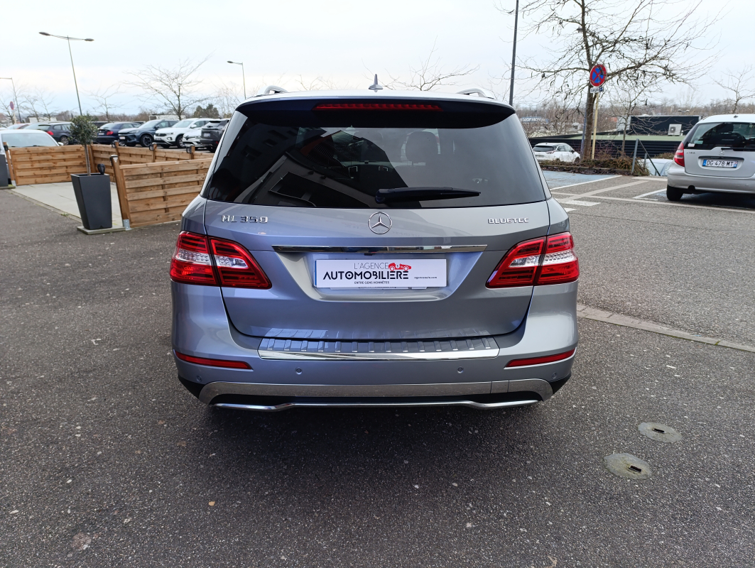 Mercedes ML — 7