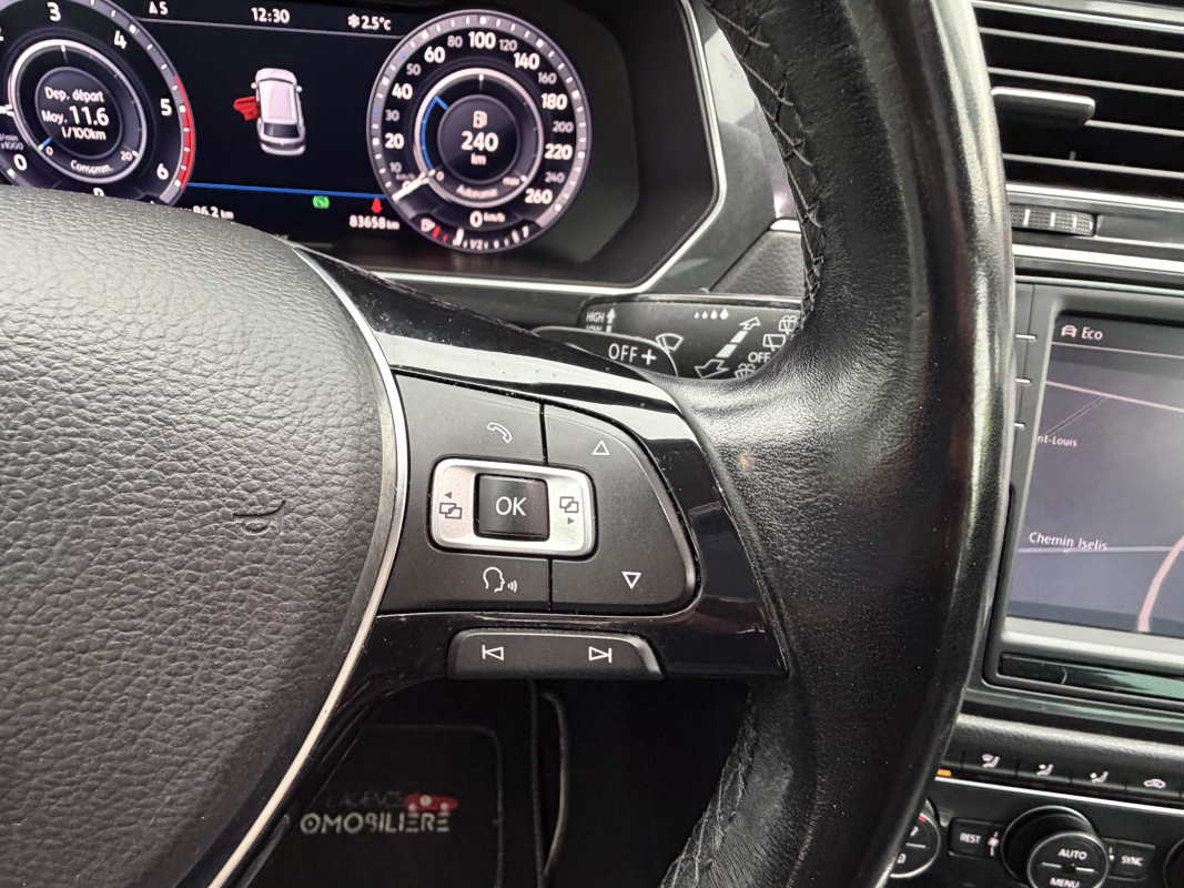 Volkswagen Tiguan — 25