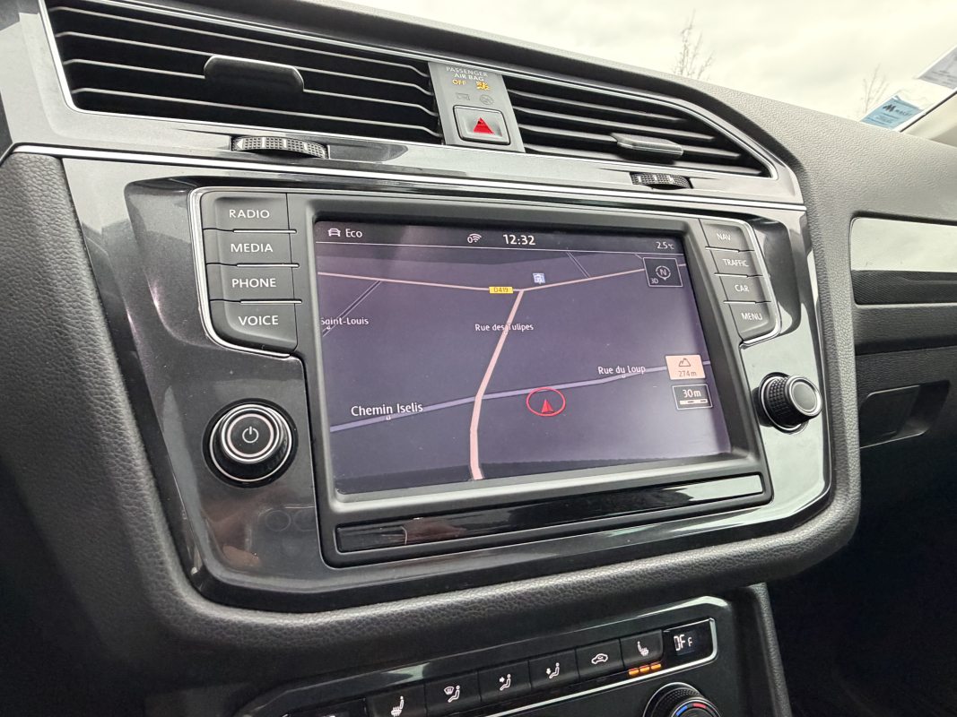 Volkswagen Tiguan — 19