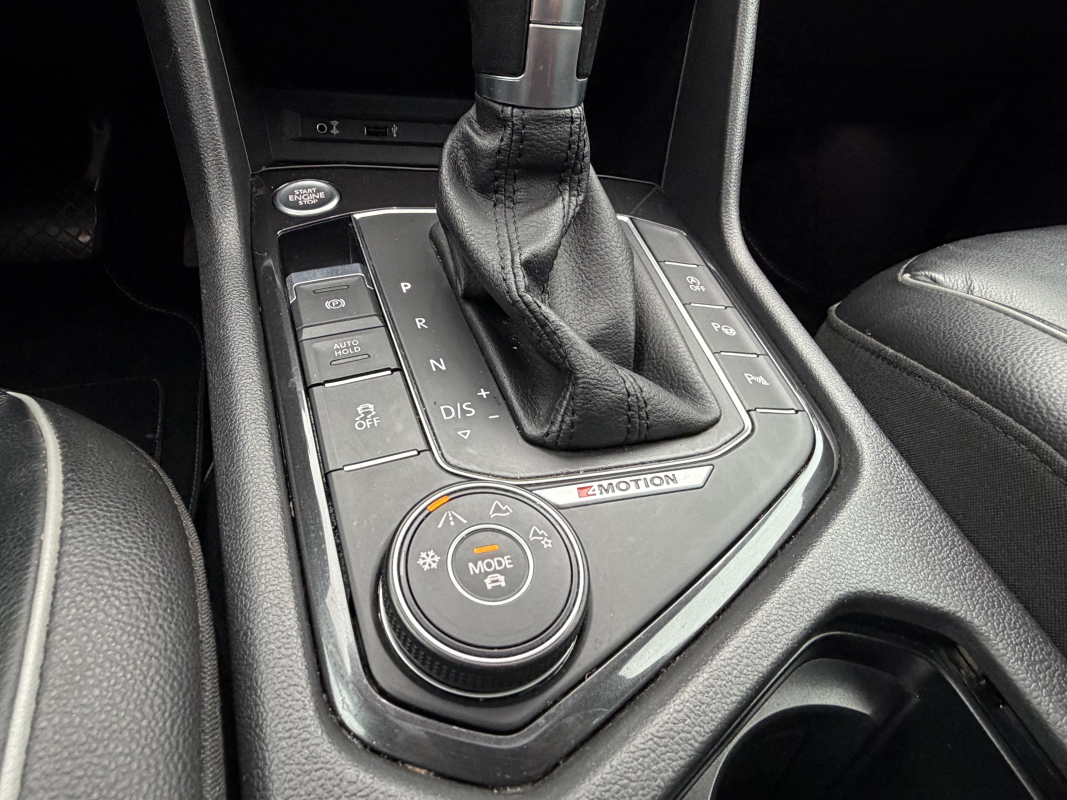 Volkswagen Tiguan — 17