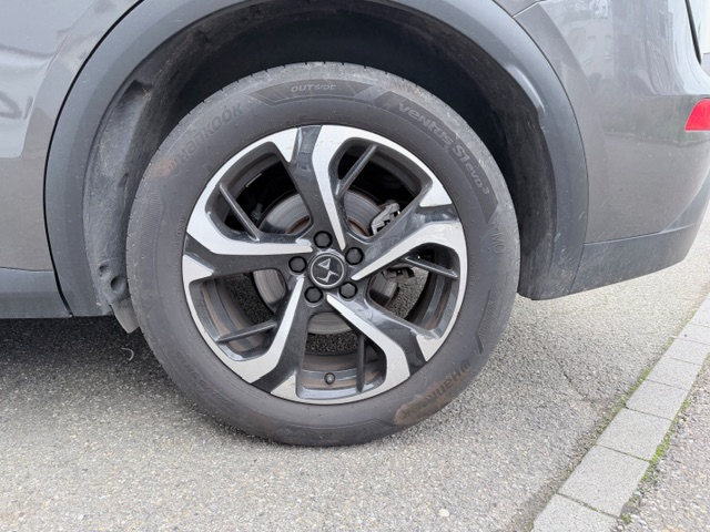 DS DS7 CROSSBACK — 24