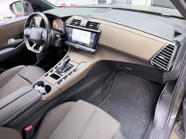 DS DS7 CROSSBACK — 14