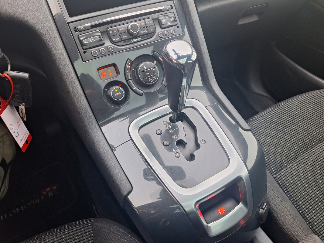 Peugeot 5008 — 23