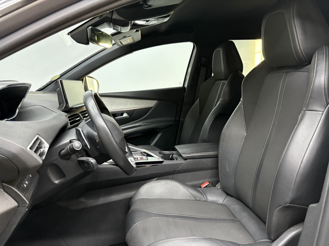 Peugeot 3008 — 11