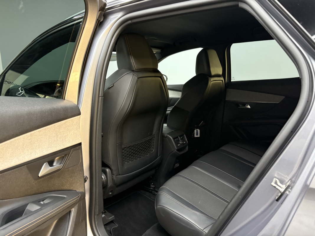 Peugeot 3008 — 29