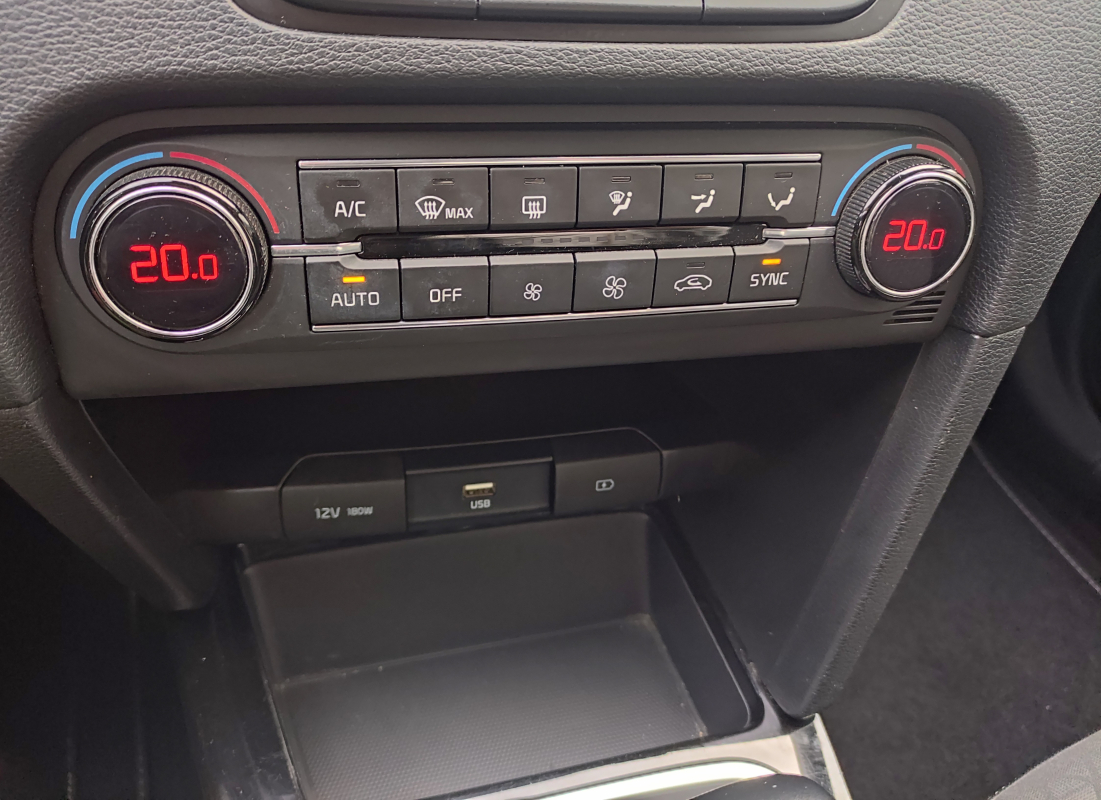 Kia Ceed — 16