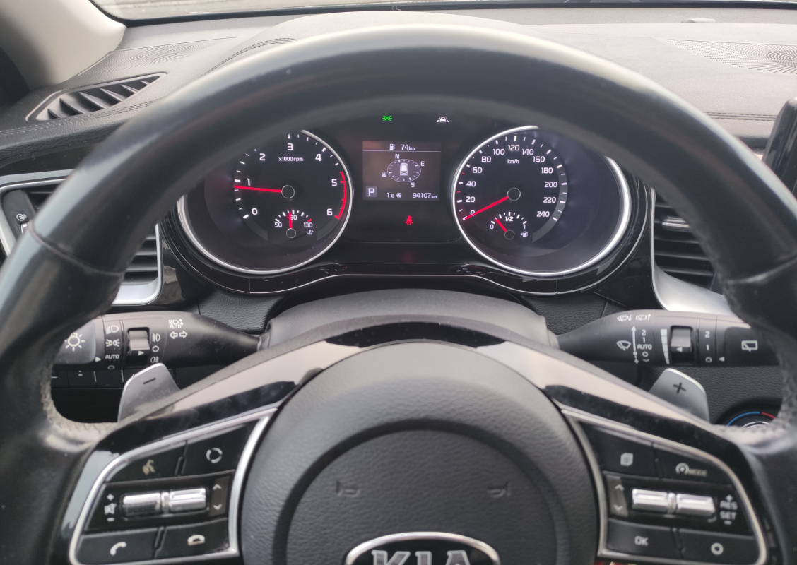 Kia Ceed — 12