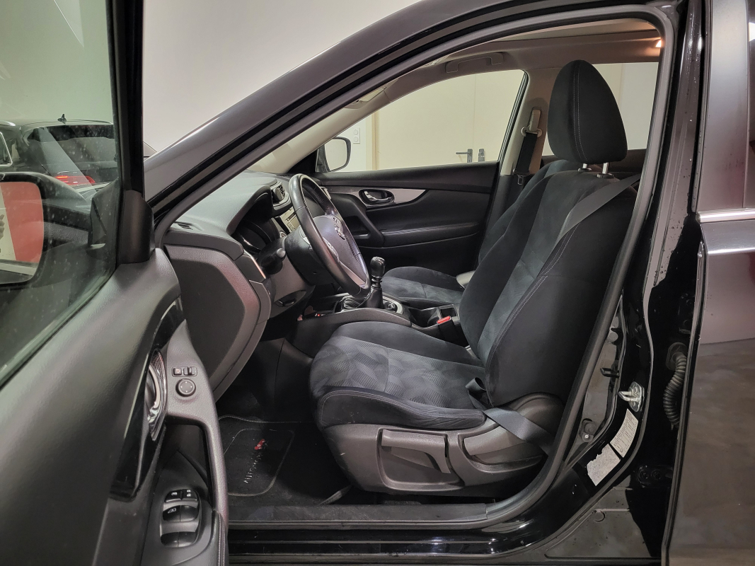 Nissan X-Trail — 14