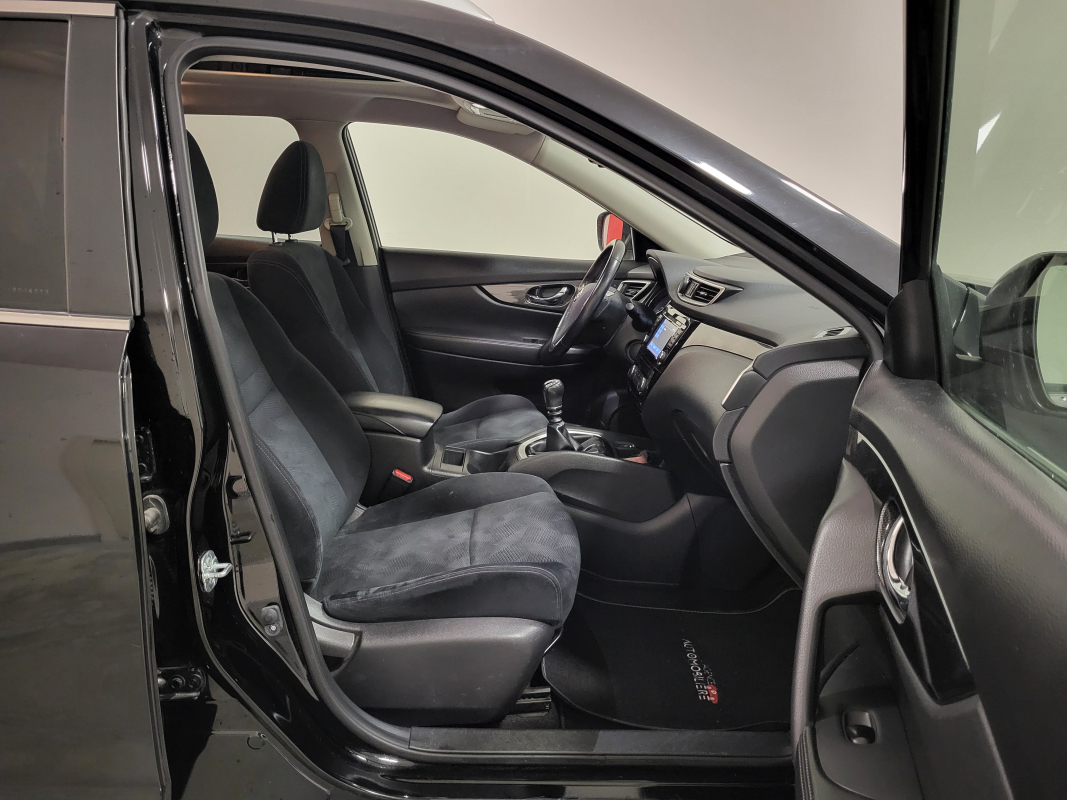 Nissan X-Trail — 28