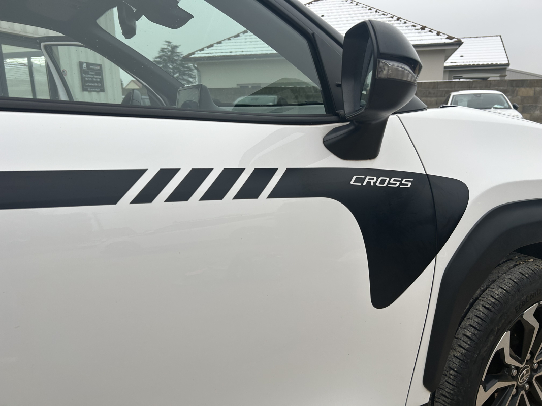 Toyota Yaris Cross — 24