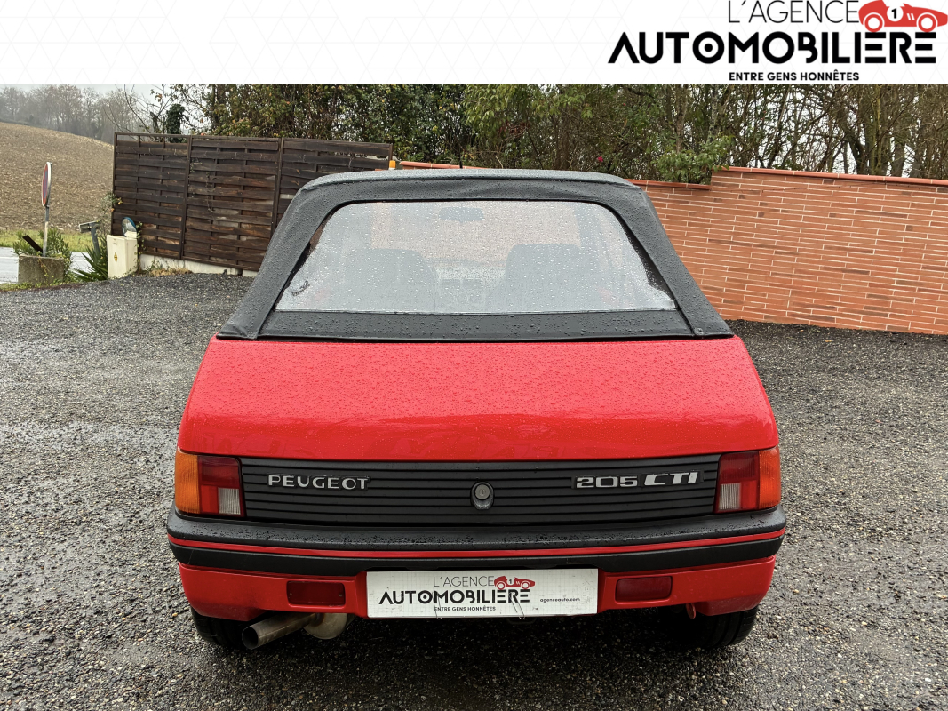 Peugeot 205 — 4