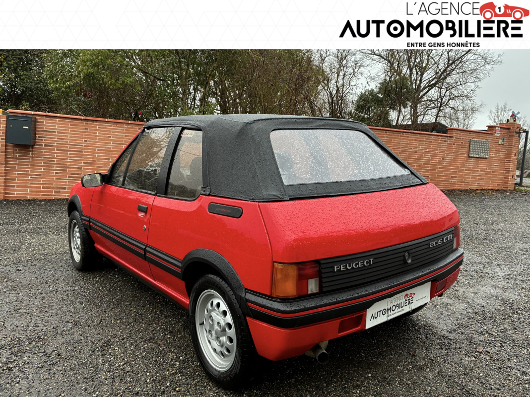 Peugeot 205 — 5
