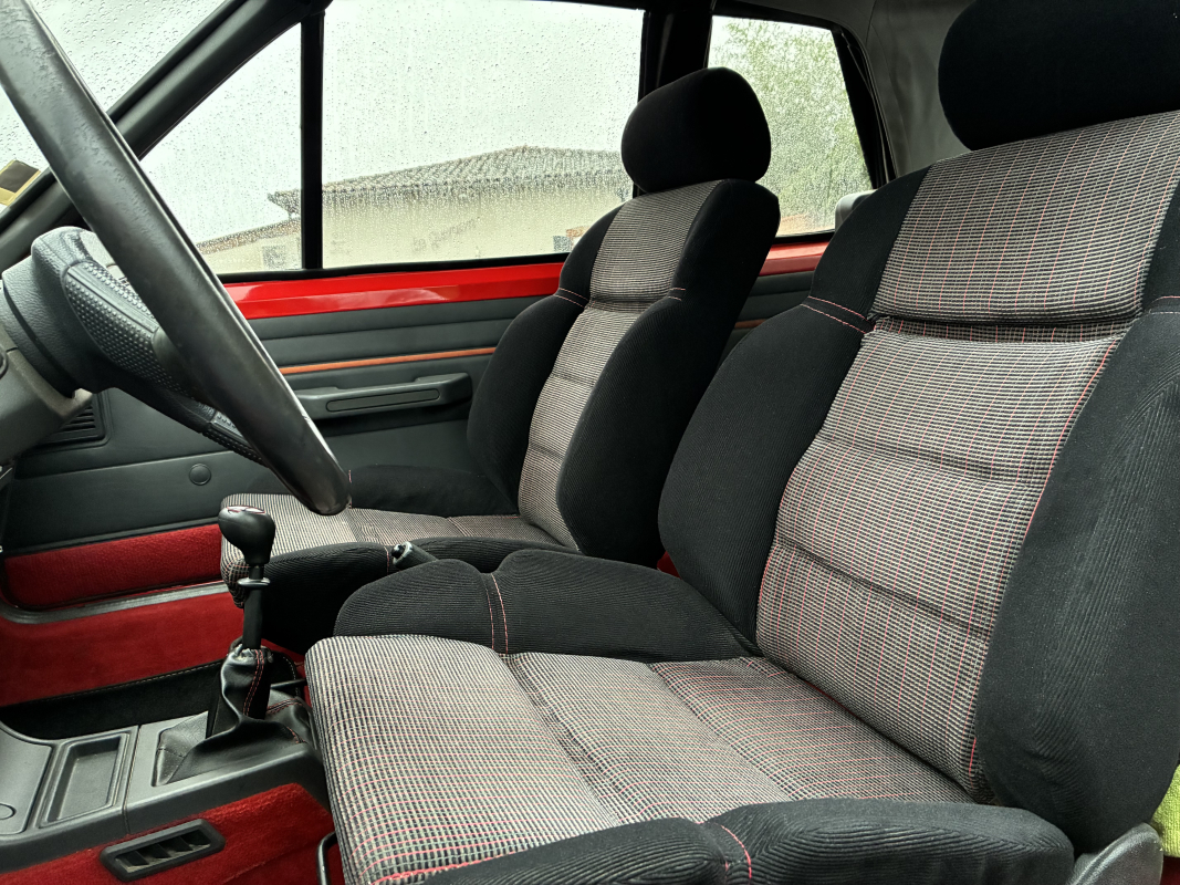 Peugeot 205 — 9