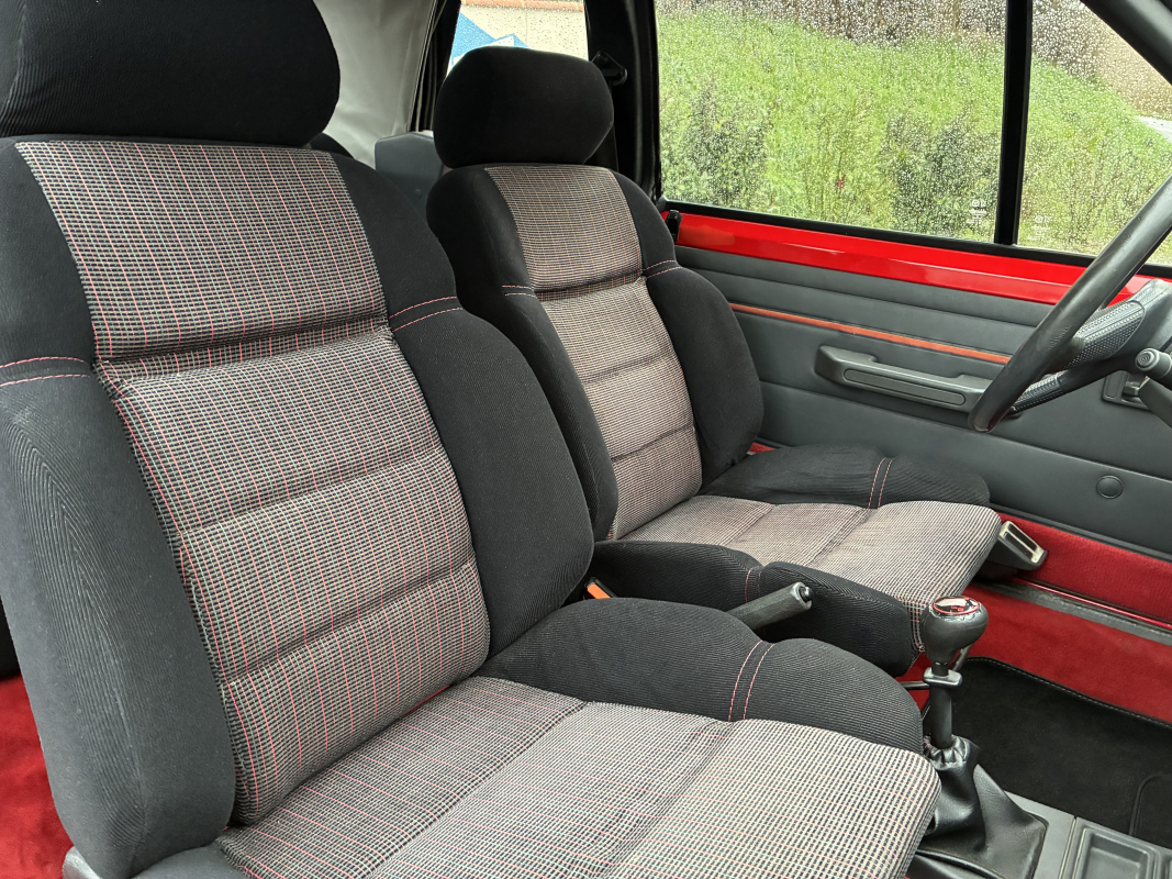Peugeot 205 — 14