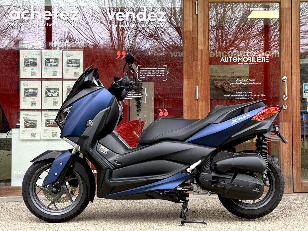 Yamaha X-MAX