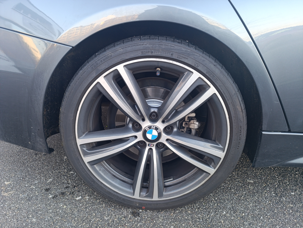 Bmw Série 3 — 32