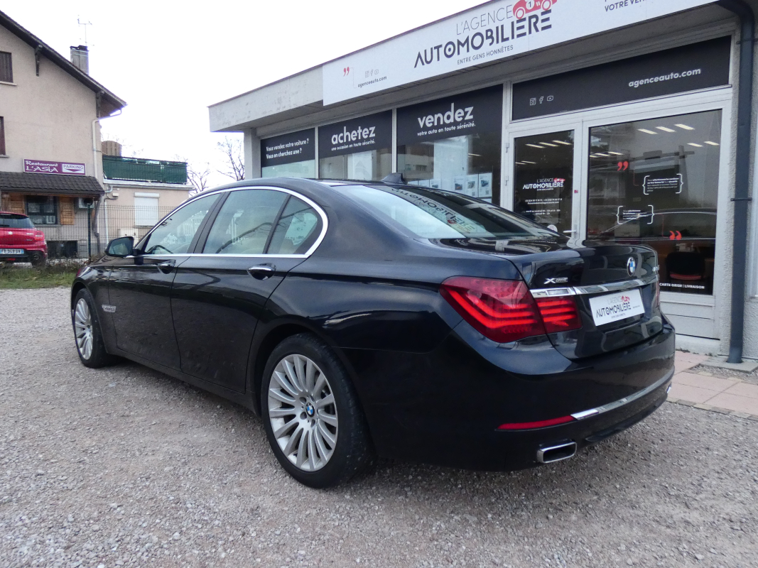 Bmw Série 7 — 9